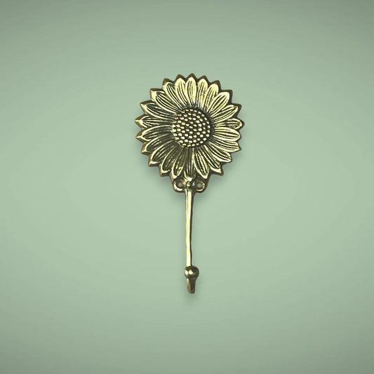 The stunning sunflower brass hook in a gold finish.